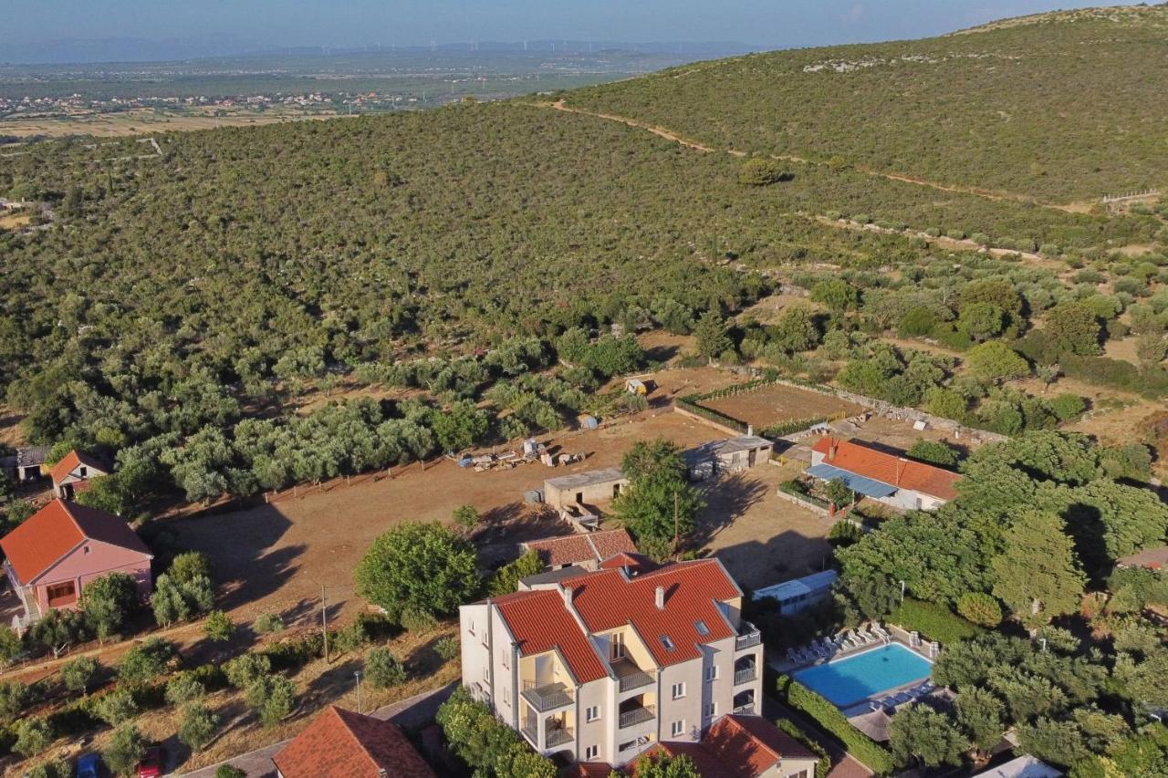 Villa Tade Debeljak ภายนอก รูปภาพ
