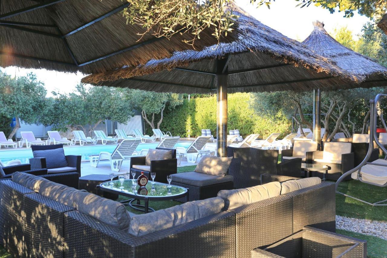 Villa Tade Debeljak ภายนอก รูปภาพ